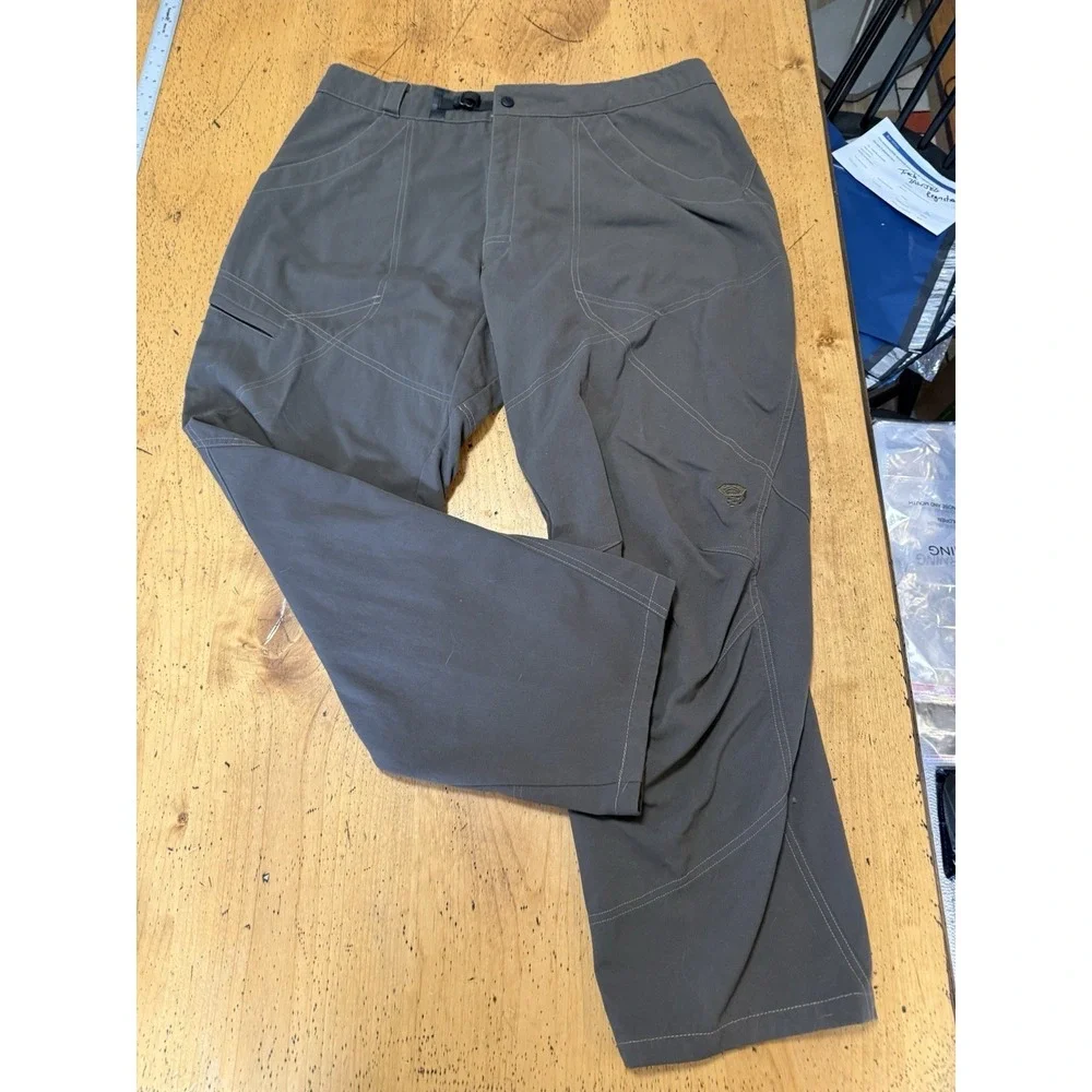 Mountain Hardwear Mens Pants Mens XL Ripstop Nylon w Polyester Lining. GOPCORE